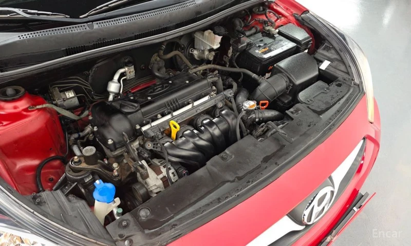 Hyundai Accent, снимка 6 - Автомобили и джипове - 53179947