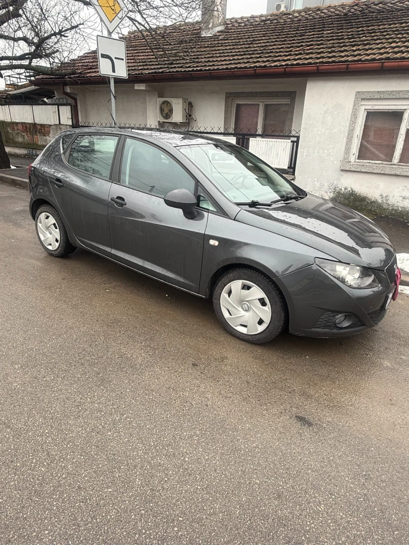 Seat Ibiza, снимка 4 - Автомобили и джипове - 53396050