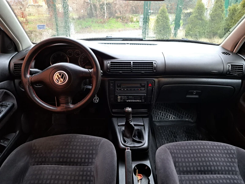VW Passat 1.9tdi, снимка 6 - Автомобили и джипове - 53559961
