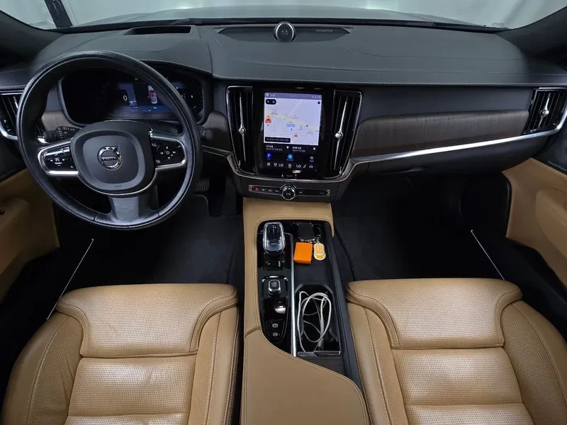 Volvo S90 B6 Awd Inscription, снимка 7 - Автомобили и джипове - 56292800