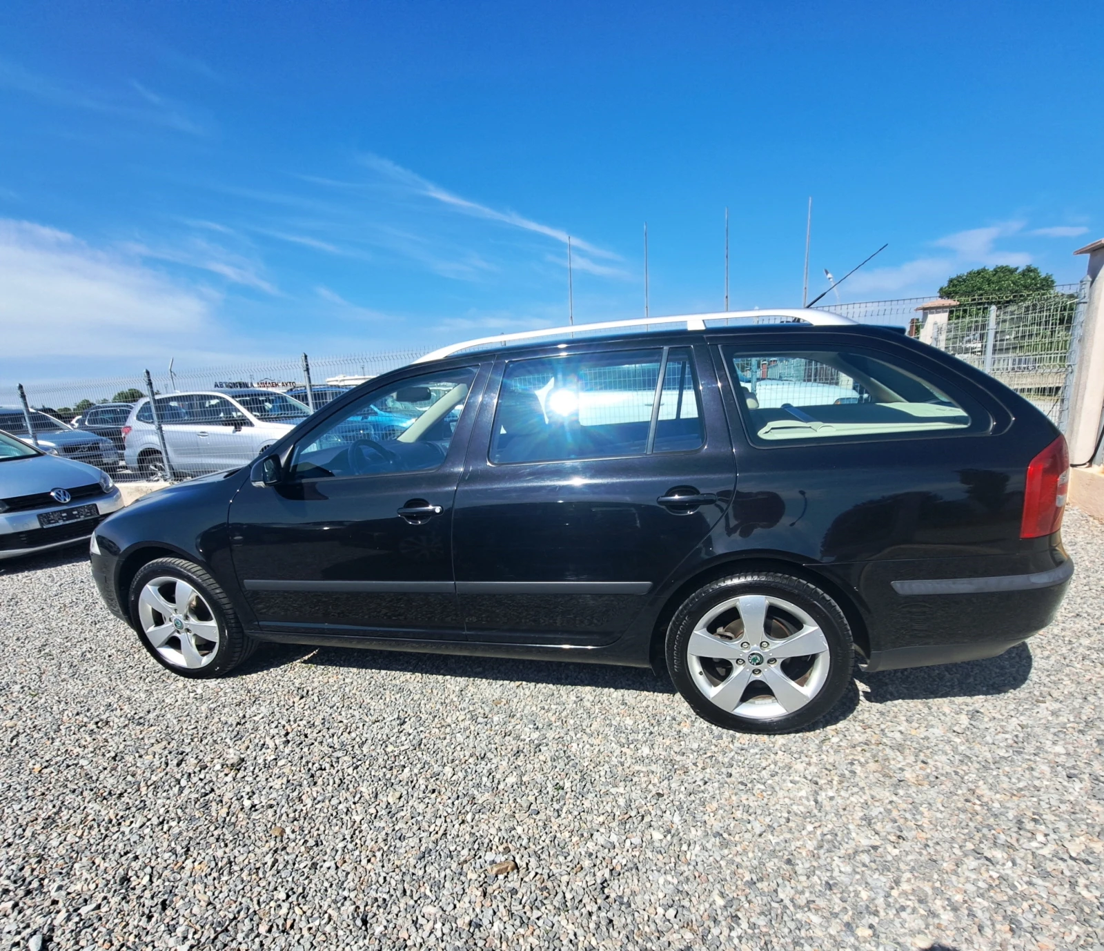 Skoda Octavia 2.O TDI* АВТОМАТИК* КОЖА* НАВИ* УНИКАТ!*  - изображение 3
