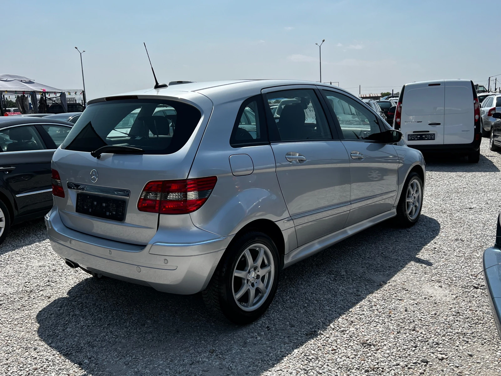 Mercedes-Benz B 200 ЛИЗИНГ-АВТОМАТИК-ПАНОРАМА-КЛИМА - изображение 4