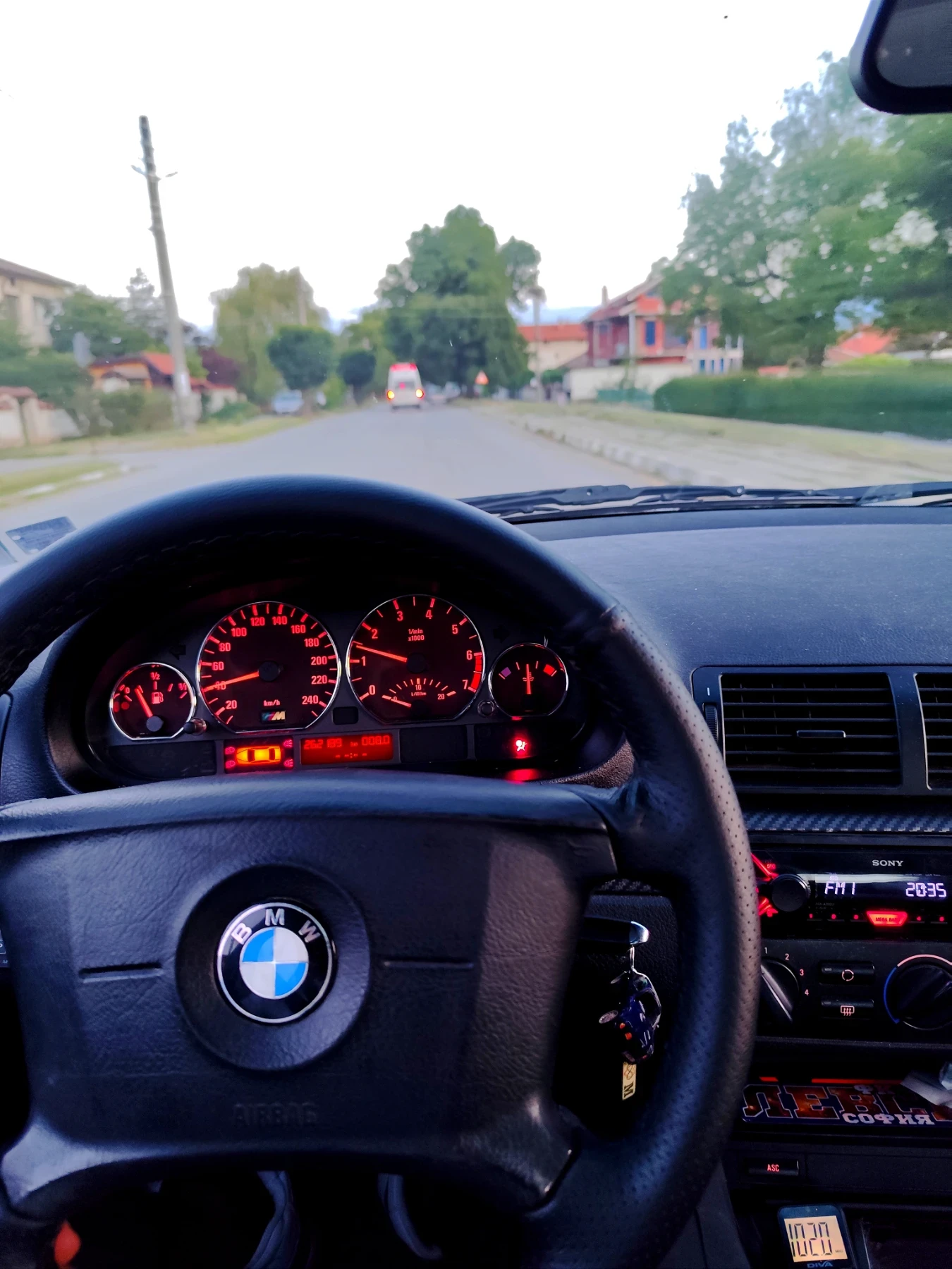 BMW 318 1.9 ГАЗ/БЕНЗИН - изображение 8