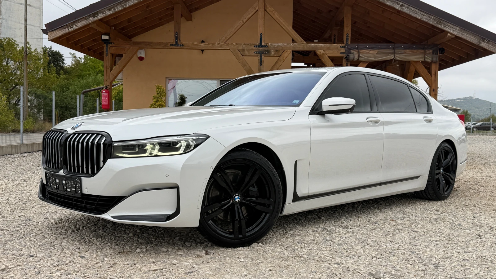 BMW 740 740i-xDrive-HEAD-UP-Harman Kardon-ВНОС ОТ АМЕРИКА - изображение 3