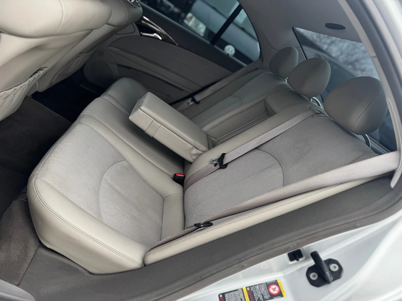 Mercedes-Benz E 280 3.0CDI 190 4-MATIC AVANTGARDE   | Mobile.bg   12