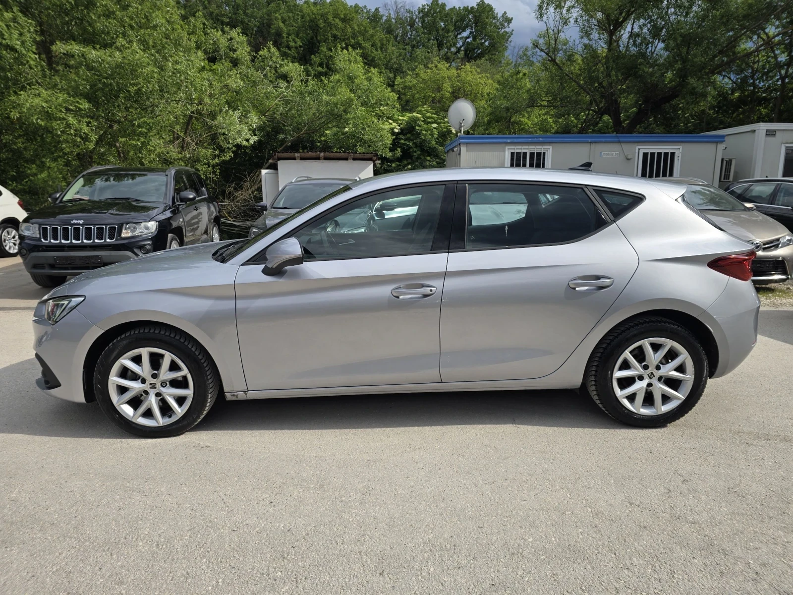 Seat Leon 2.0TDI - 116к.с. - Топ състояние, снимка 7 - Автомобили и джипове - 52647487