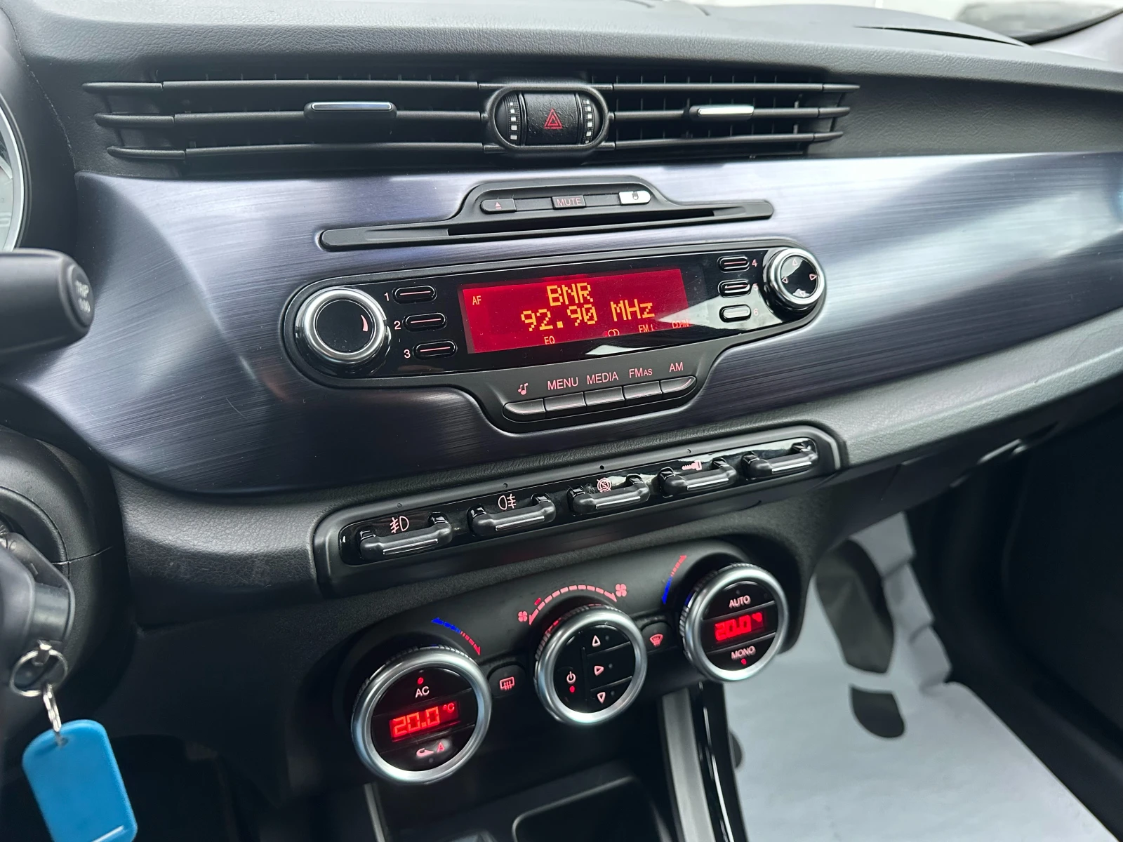 Alfa Romeo Giulietta 1.6d 105 ../ 6  | Mobile.bg   12