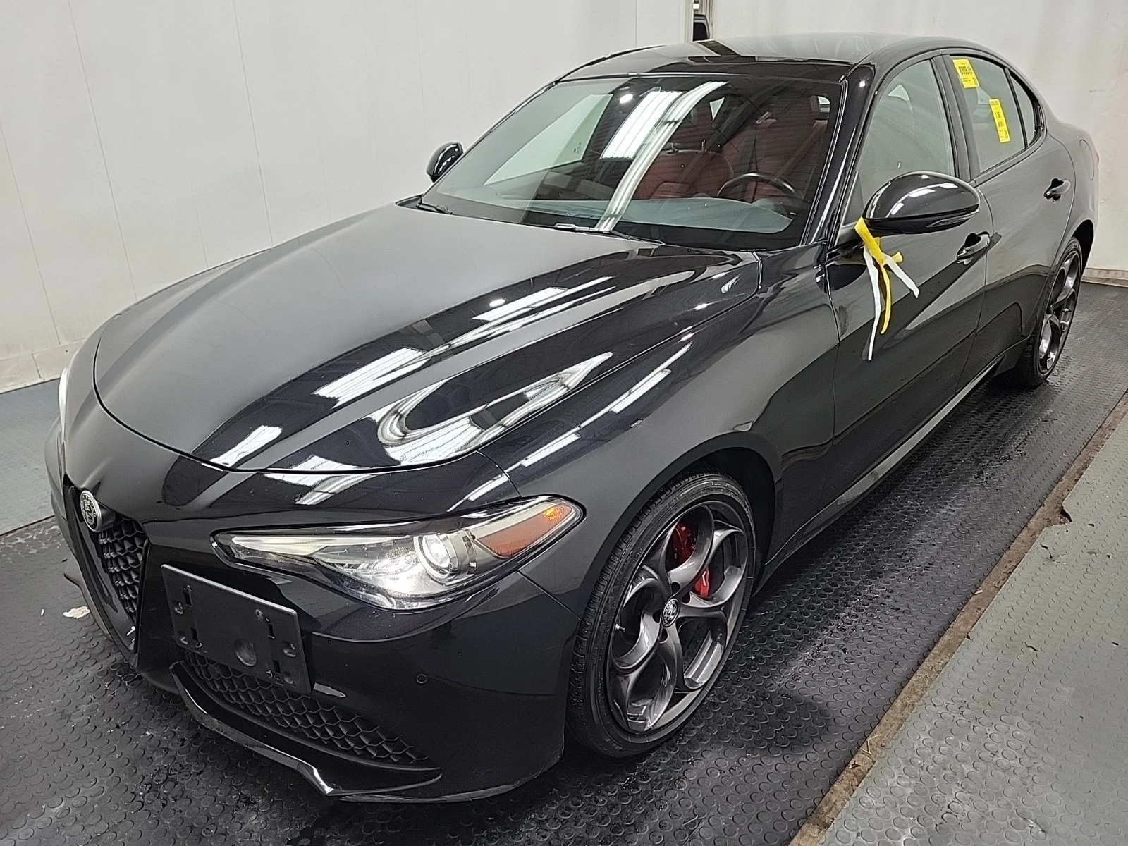 Alfa Romeo Giulia * TI SPORT* AWD* CARFAX* *  | Mobile.bg   1