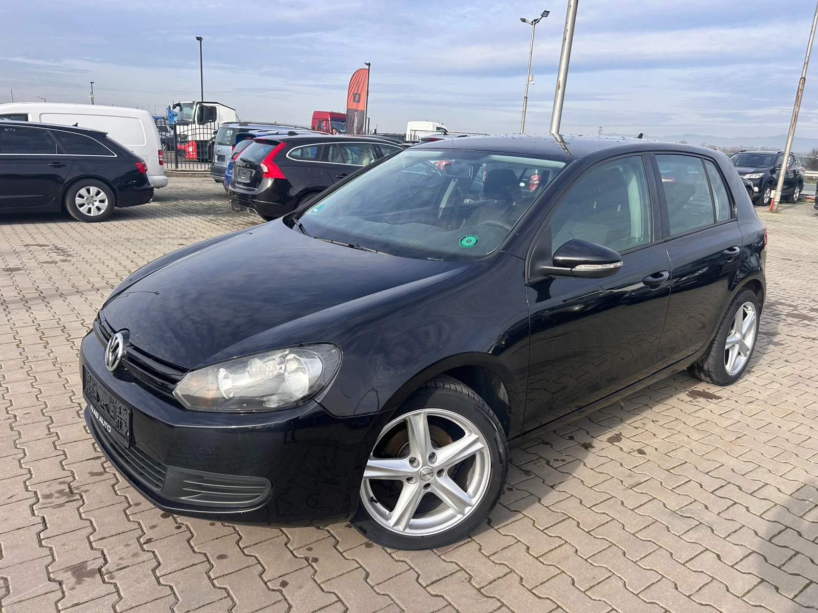 VW Golf 1.6i NAVI EURO 5 | Mobile.bg   1