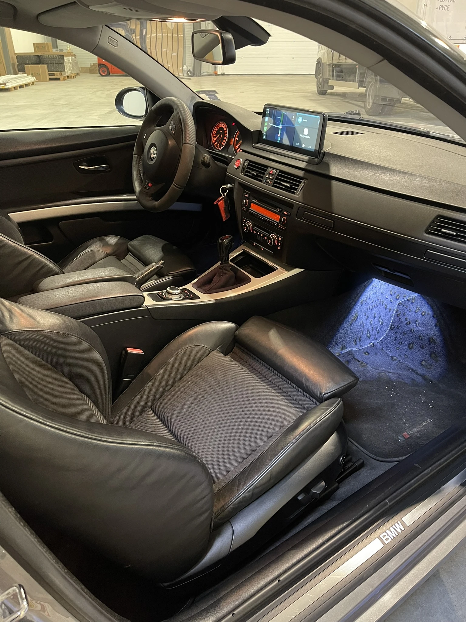 BMW 330  - изображение 9