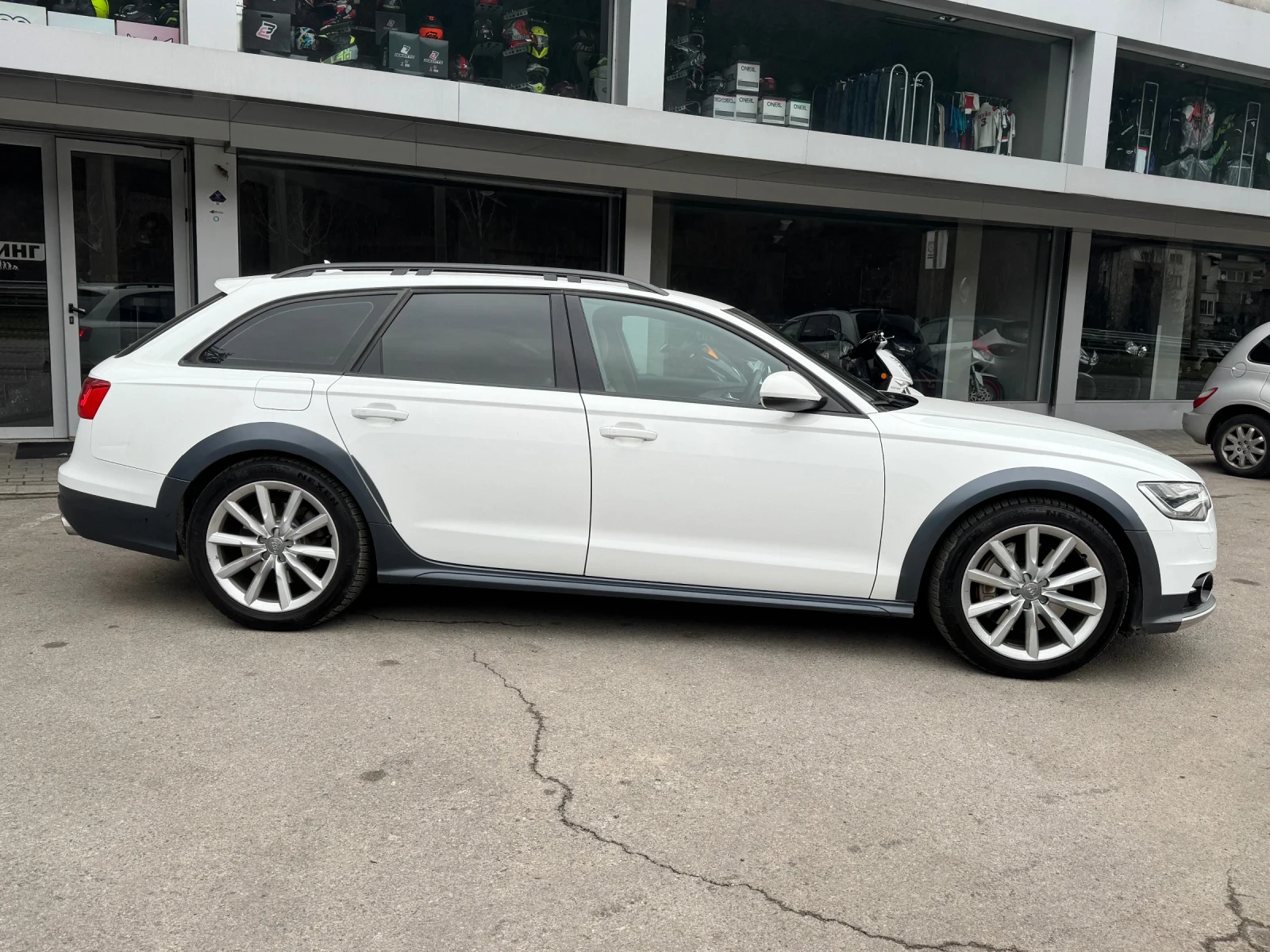 Audi A6 Allroad 3.0 bi-tdi 313hp matrix  - изображение 3