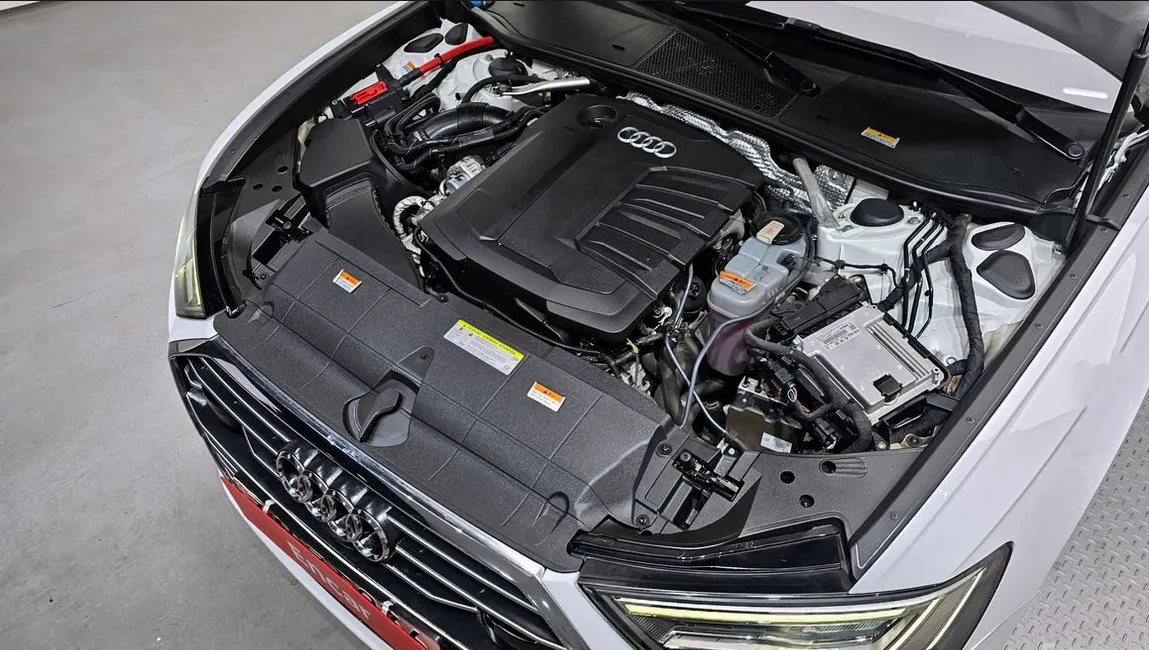 Audi A6 C8* 40TDI* PREMIUM* АвтоКредит* (ЦЕНА ДО БГ) - изображение 3