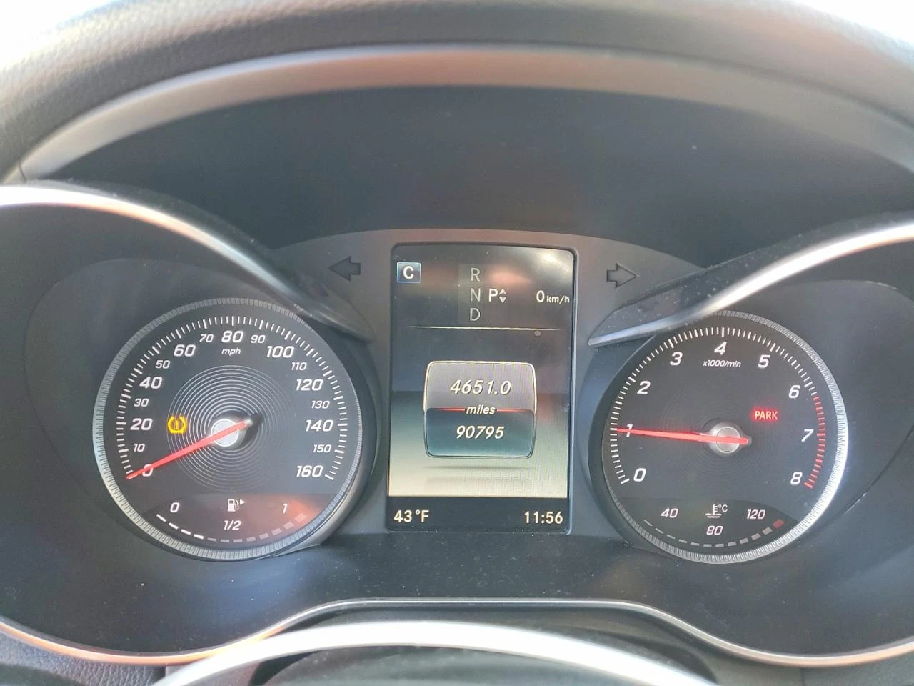 Mercedes-Benz C 300 4MATIC, снимка 9 - Автомобили и джипове - 53816826