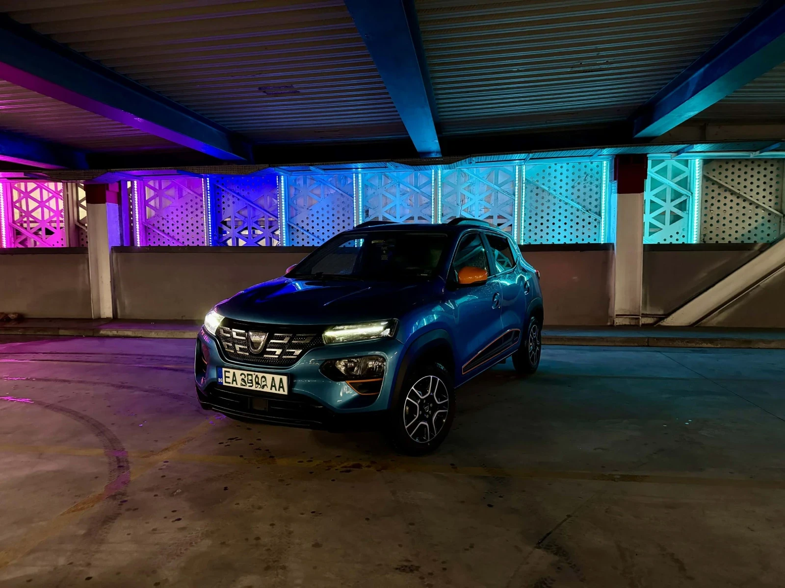 Dacia Spring Гаранция/Пълна сервизна история/CSS