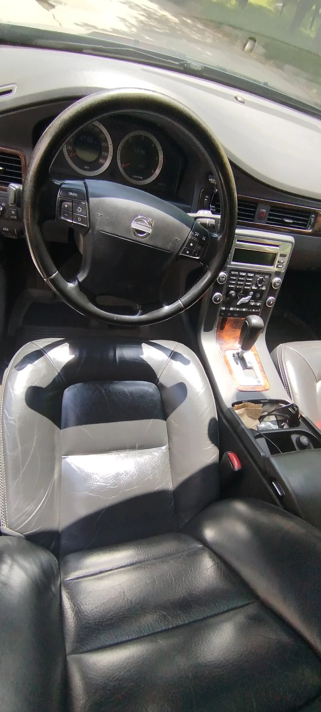 Volvo Xc70, снимка 12 - Автомобили и джипове - 54644317