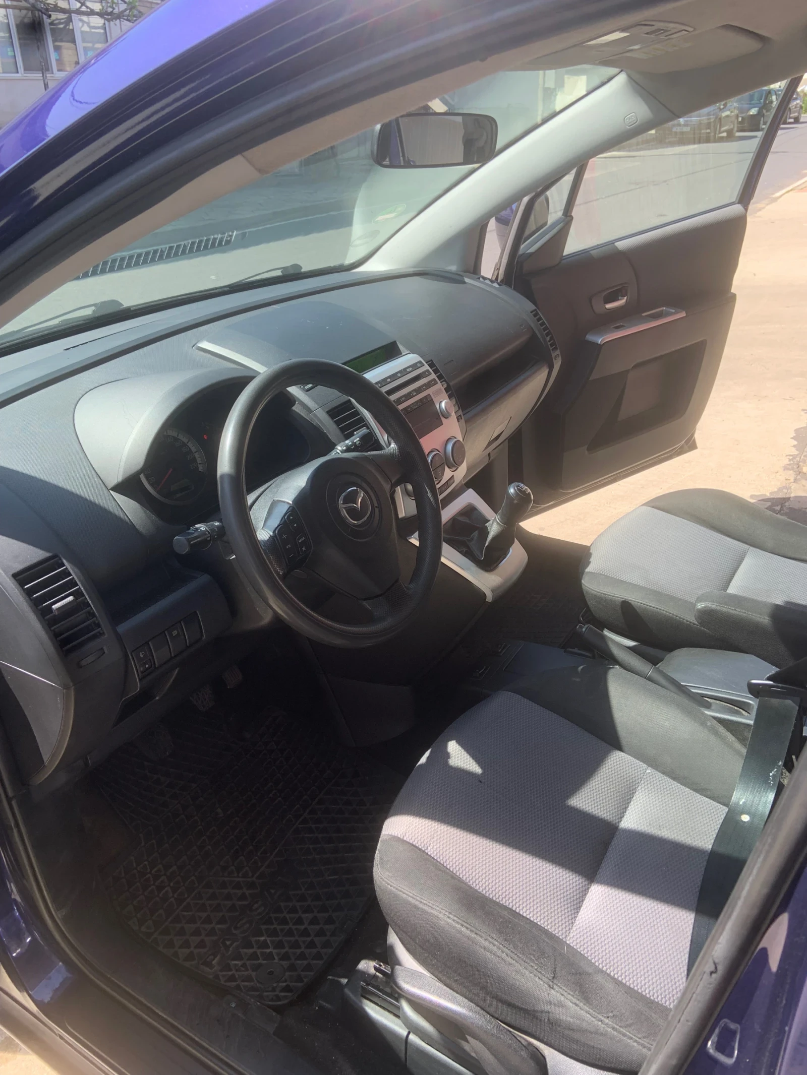 Mazda 5 7 ����� | Mobile.bg � ����������� 3