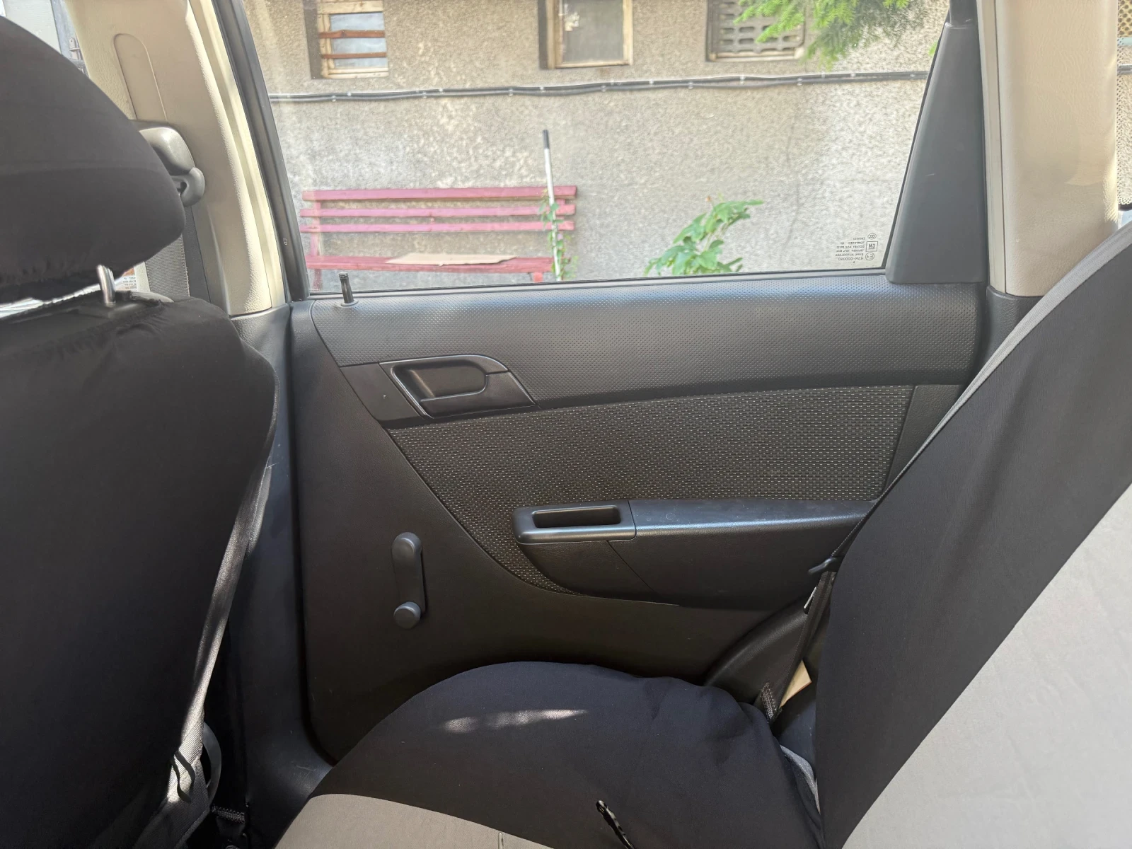 Chevrolet Aveo, снимка 7 - Автомобили и джипове - 55334288