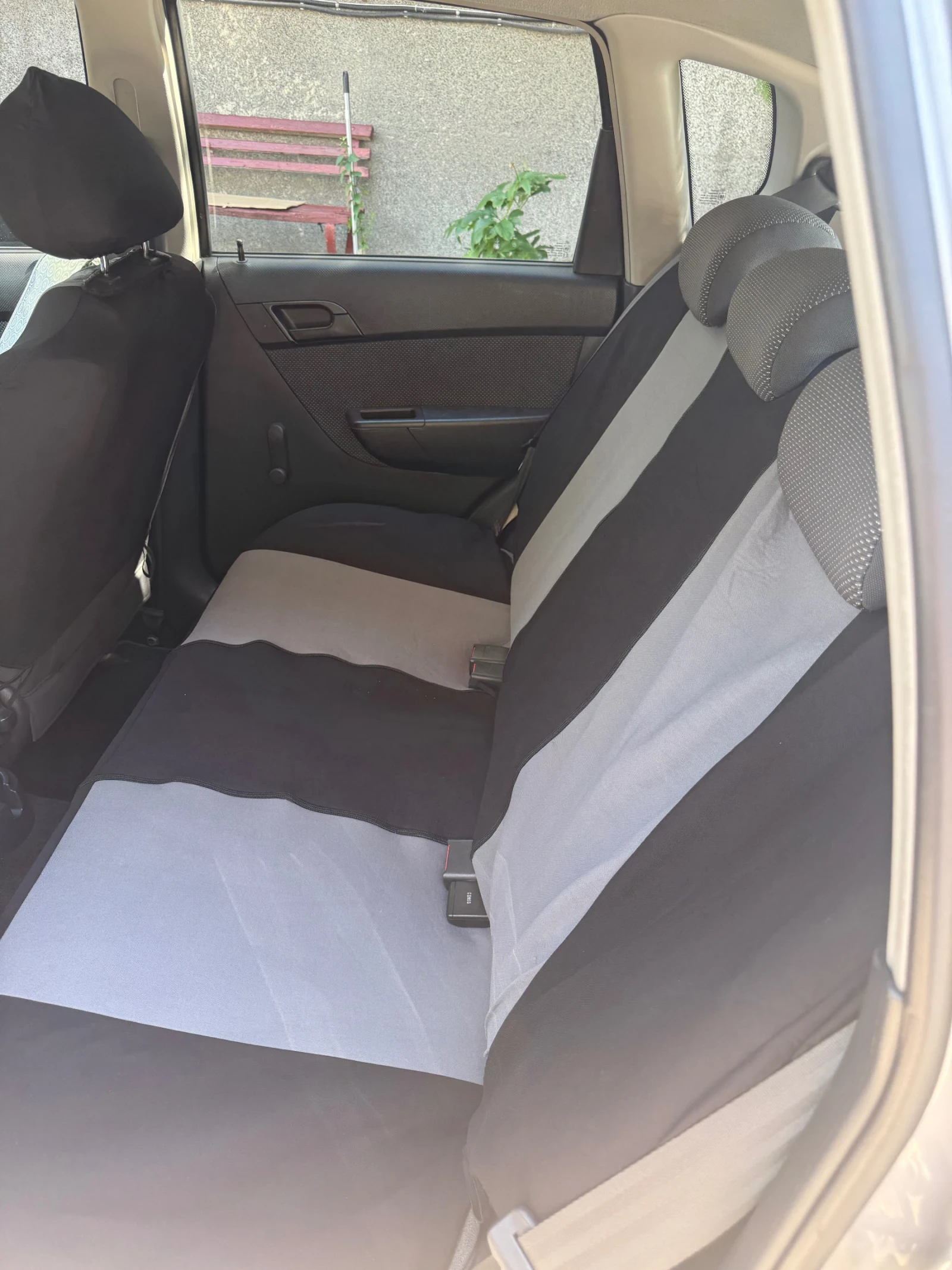 Chevrolet Aveo, снимка 8 - Автомобили и джипове - 55334288