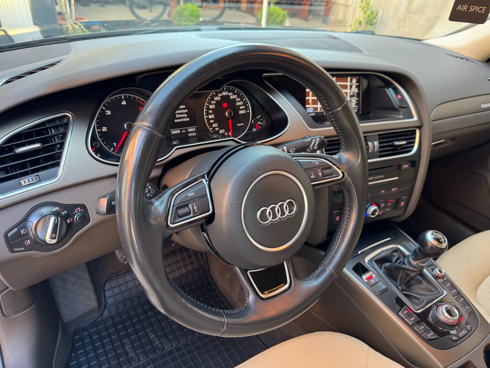 Audi A4 2.0TDi-quqttro, снимка 12 - Автомобили и джипове - 55499778