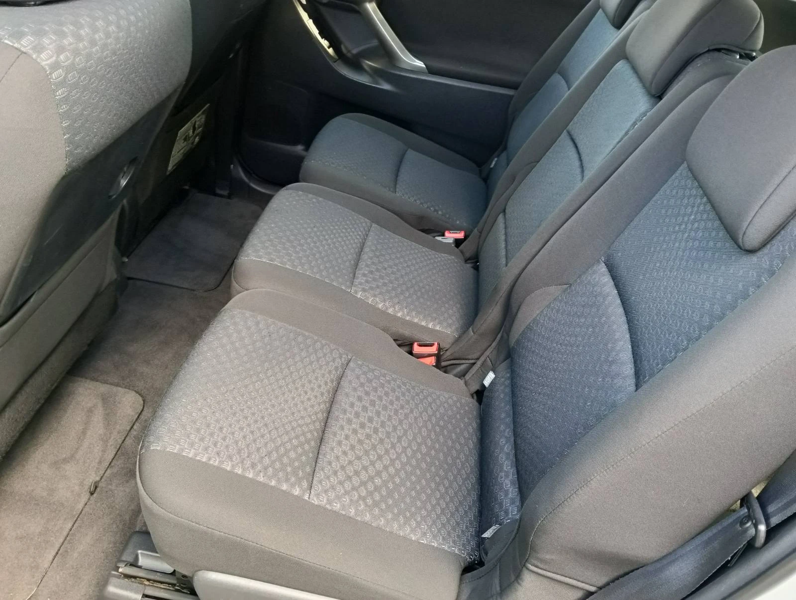 Toyota Verso 2.0 D-4D | Mobile.bg � ����������� 9