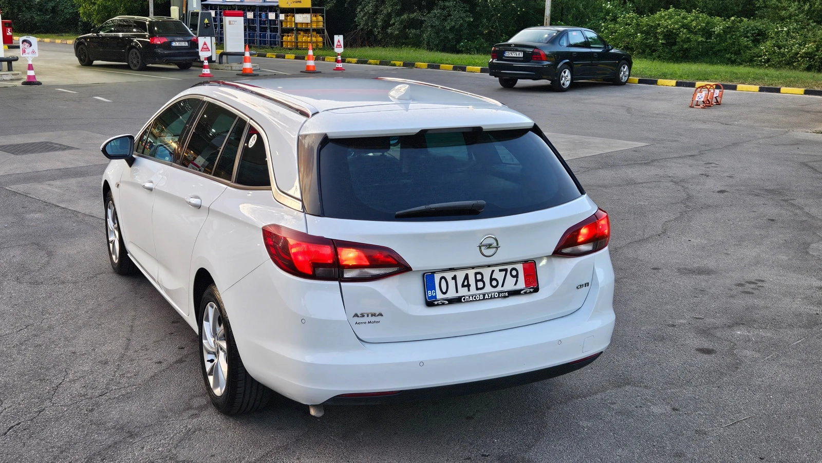 Opel Astra 1.6 CDTI NAVIG/KLIMATRONIK/6skorosti/ COSMO, снимка 5 - Автомобили и джипове - 55681600