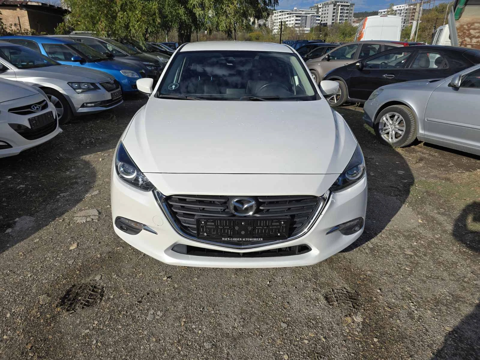 Mazda 3 УНИКАТ/ФУЛ ЕКСТРИ/2.0i/SKYACTIV, снимка 3 - Автомобили и джипове - 55802150