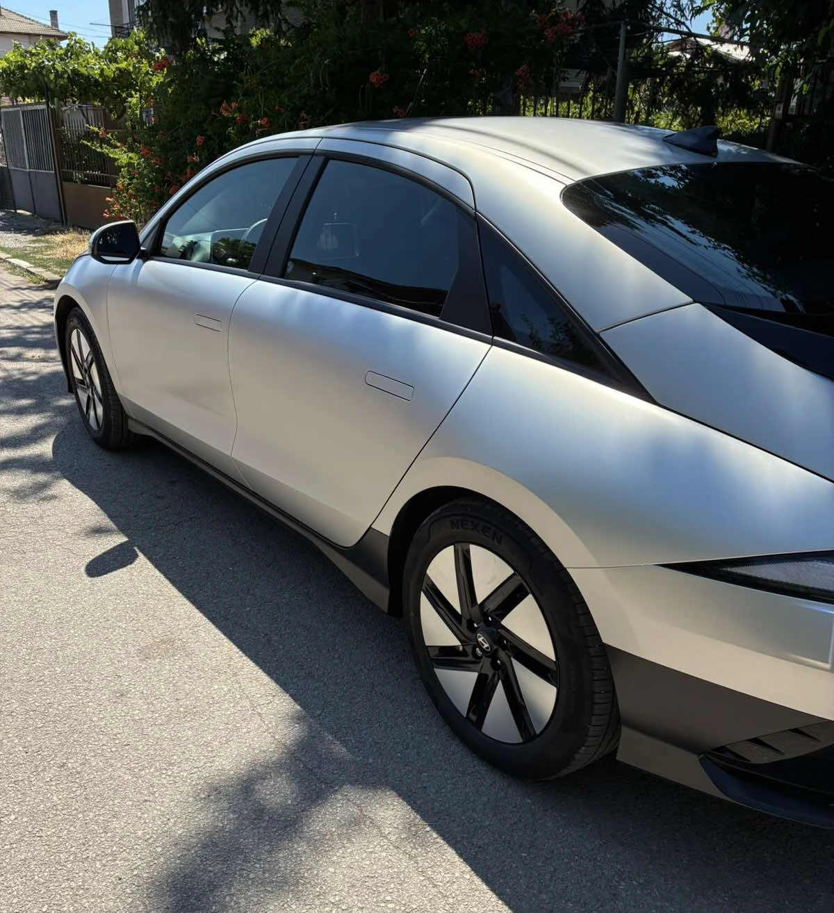 Hyundai Ioniq 6, снимка 2 - Автомобили и джипове - 55940337