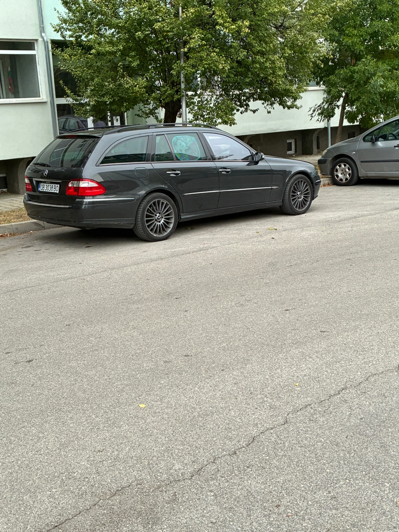Mercedes-Benz E 500, снимка 6 - Автомобили и джипове - 56220466