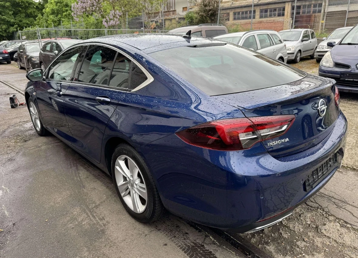 Opel Insignia 2.0 CDTI F20DVH, снимка 6 - Автомобили и джипове - 56620486