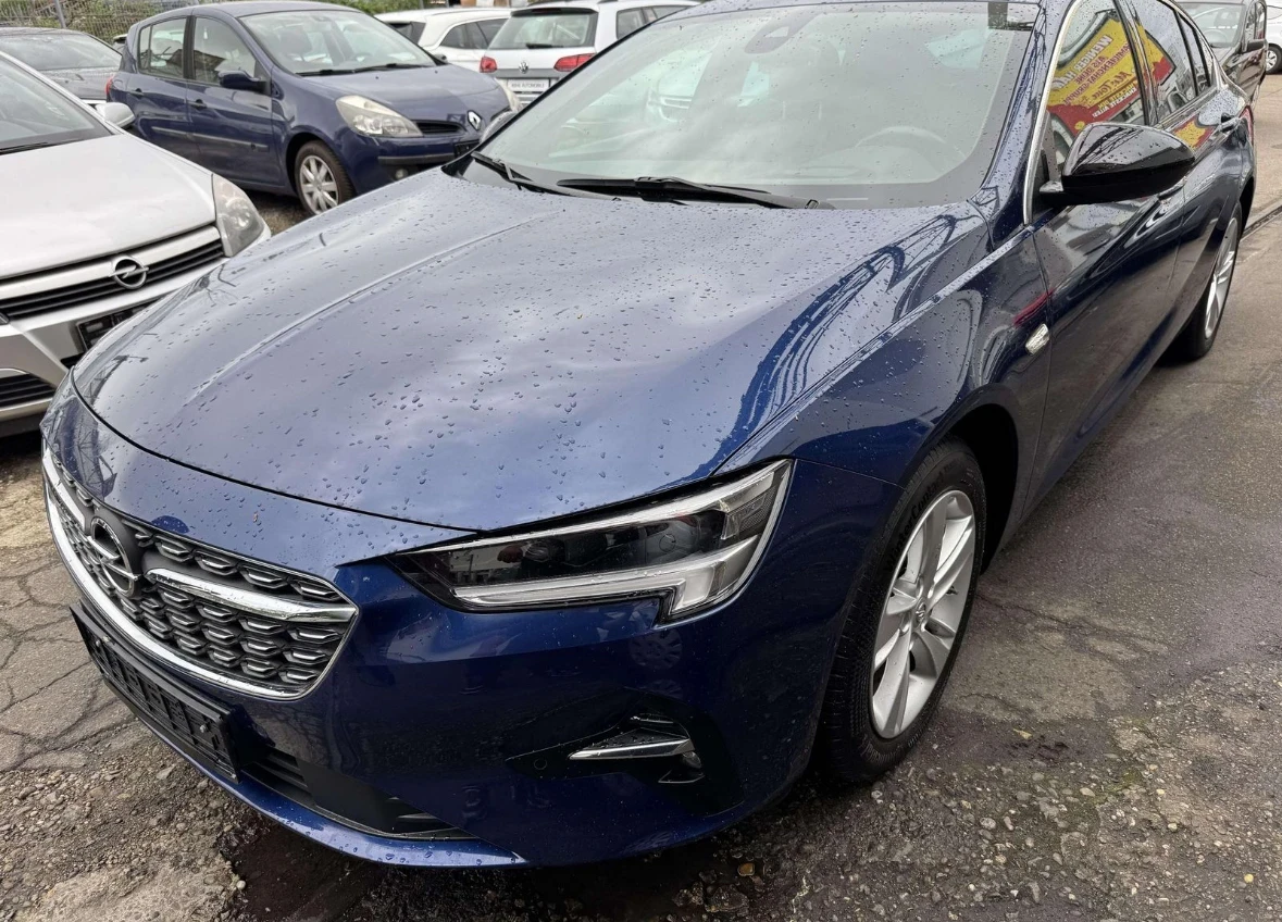 Opel Insignia 2.0 CDTI F20DVH, снимка 2 - Автомобили и джипове - 56620486