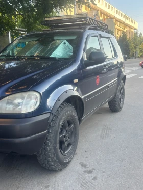     Mercedes-Benz ML 230
