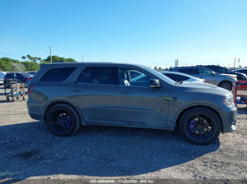 Dodge Durango R/T, снимка 12 - Автомобили и джипове - 48642559