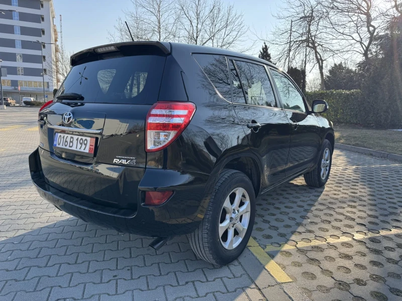 Toyota Rav4 2.0iАвтомат 4х4, снимка 3 - Автомобили и джипове - 49286202