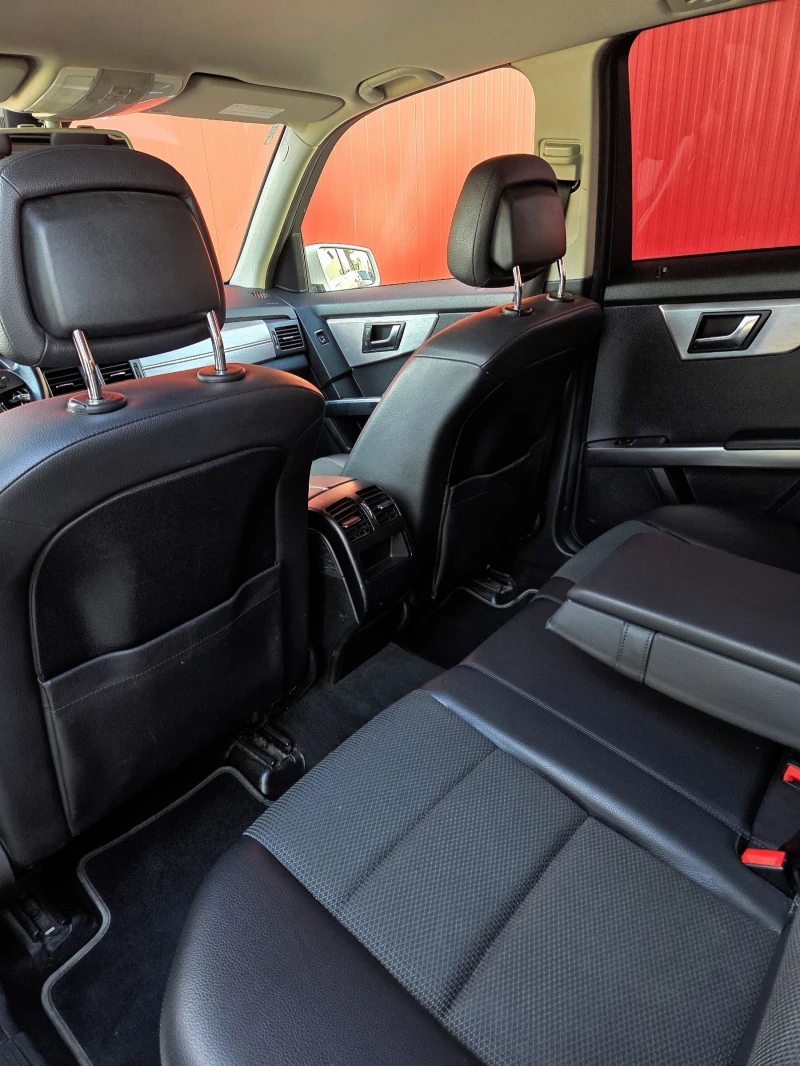 Mercedes-Benz GLK 220 CDI Регистриран и Обслужен!, снимка 16 - Автомобили и джипове - 52144195