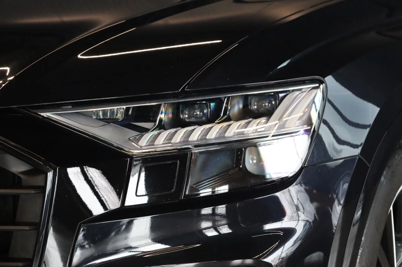 Audi Q8 3XS-LINE* RS* HD MATRIX LIGHTS* PANO* 360* , снимка 4 - Автомобили и джипове - 53054604