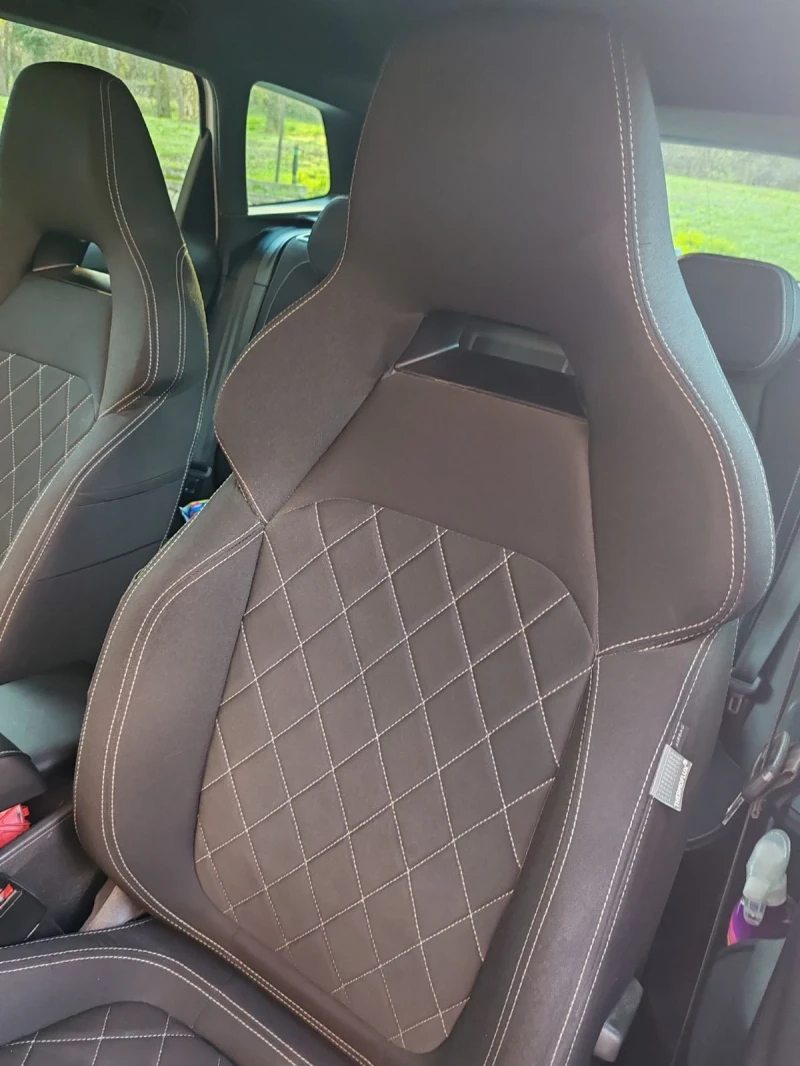 Skoda Karoq 2.0 TDi 4x4 sport line, снимка 3 - Автомобили и джипове - 53176891