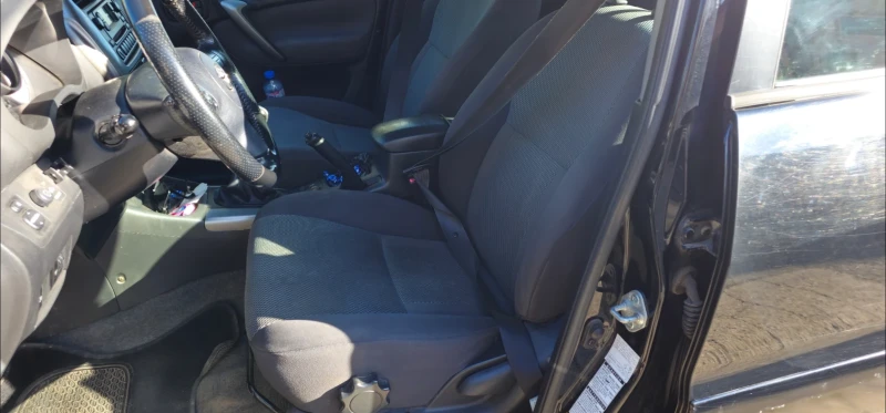 Toyota Rav4, снимка 4 - Автомобили и джипове - 53485025