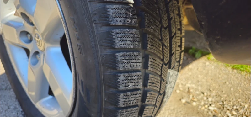 Toyota Rav4, снимка 10 - Автомобили и джипове - 53485025