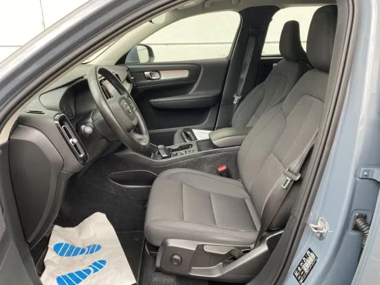 Volvo XC40 T4/INSCRIPTION/262HP/PHEV/AMBI/CRPLAY/DIGITAL/620f - изображение 8