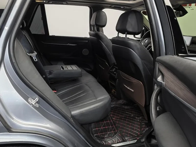 BMW X5 xDrive 30D, снимка 12 - Автомобили и джипове - 56210467