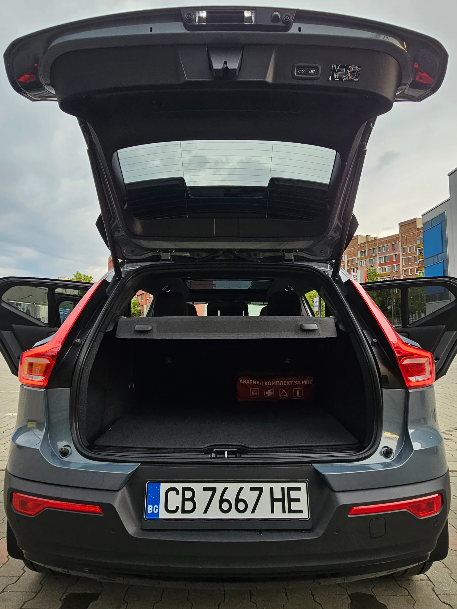 Volvo XC40 2.0 Т5 АWD  - изображение 9