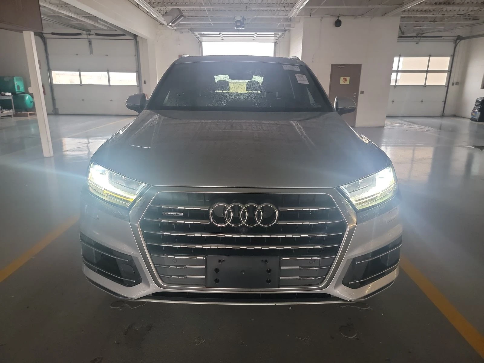 Audi Q7 3.0T* PREMIUM* PLUS* MATRIX* ДИСТРОНИК* КАМЕРА* BO - изображение 5