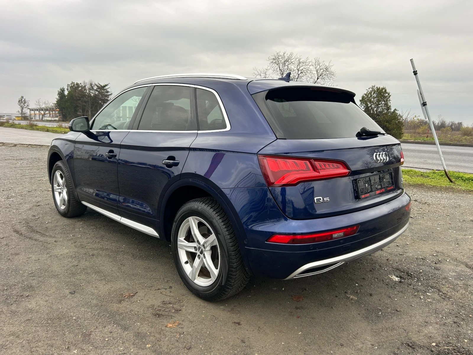 Audi Q5 2.0 - 190 / QUATTRO / ДИСТРОНИК / МАСАЖ /360КАМЕРА - изображение 7