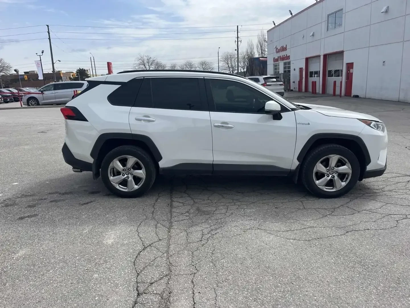 Toyota Rav4 HYBRID LIMITED AWD PANO ПОДГРЕВ ВОЛАН ОБДУХВАНЕ, снимка 4 - Автомобили и джипове - 54193721