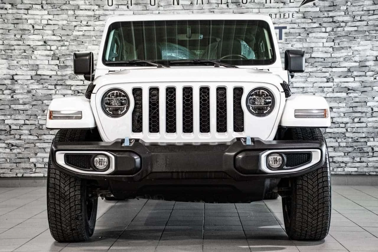 Jeep Wrangler * Unlimited Sahara 4XE * CARFAX * ���� �� �� | Mobile.bg � ����������� 2