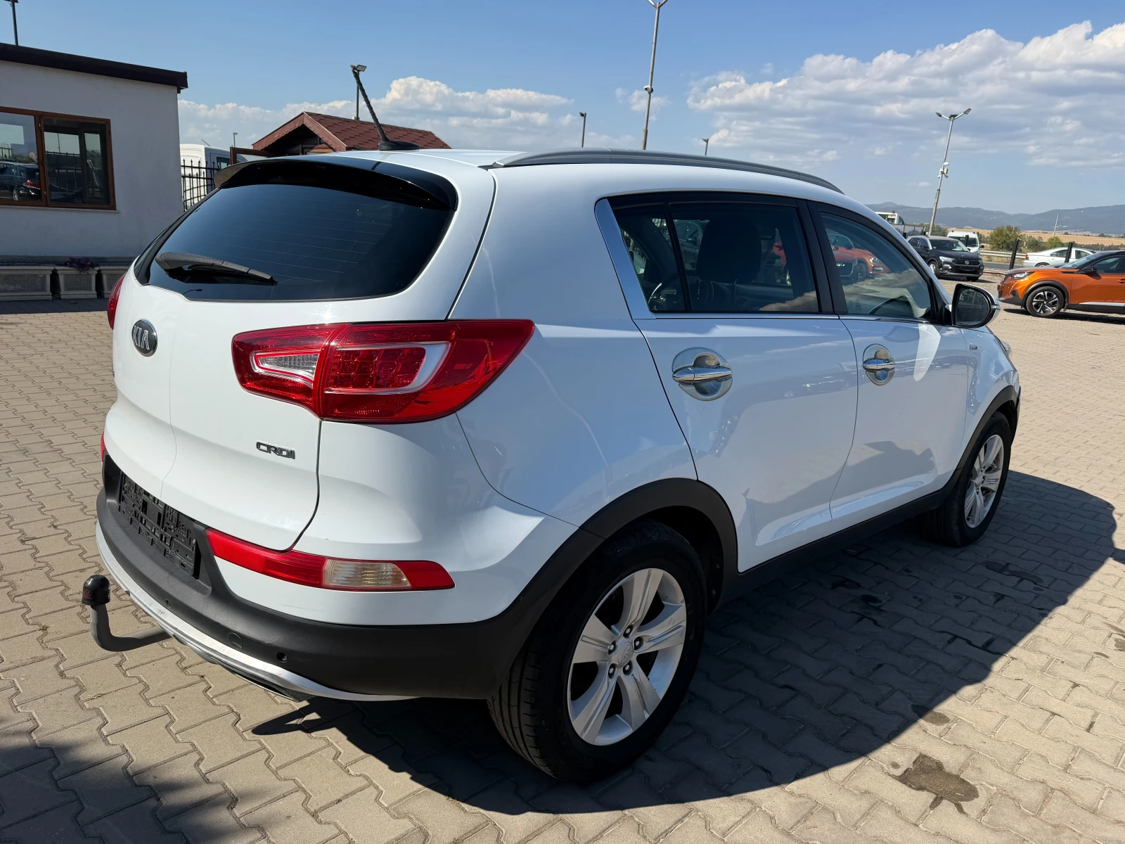 Kia Sportage 2.0CRDI 4WD AVTOMAT/NAVI EURO 5, снимка 6 - Автомобили и джипове - 56165442