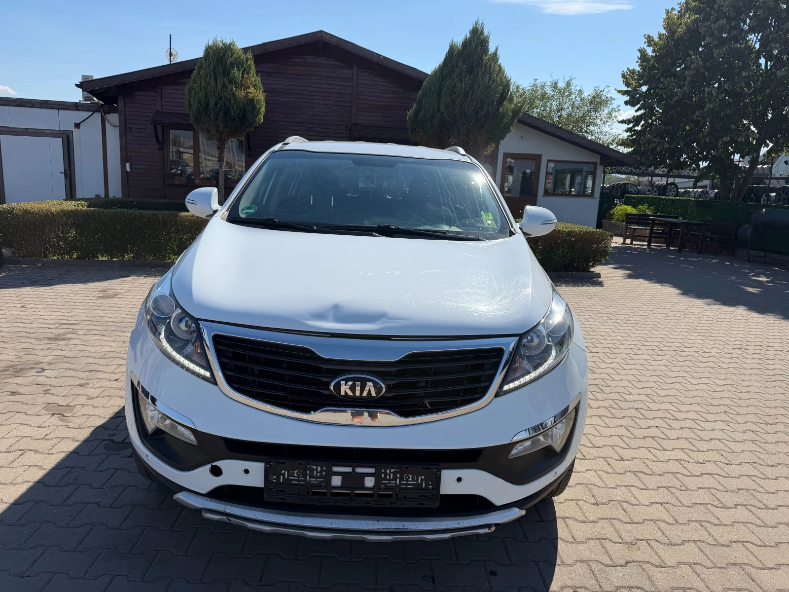 Kia Sportage 2.0CRDI 4WD AVTOMAT/NAVI EURO 5, снимка 3 - Автомобили и джипове - 56165442