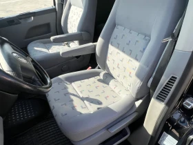 Обява за продажба на VW Caravelle 2.5TDI 7+ 1 ~13 500 лв. - изображение 8 | Auto.bg Обява за продажба на VW Caravelle 2.5TDI 7+ 1 ~13 500 лв. - изображение 8