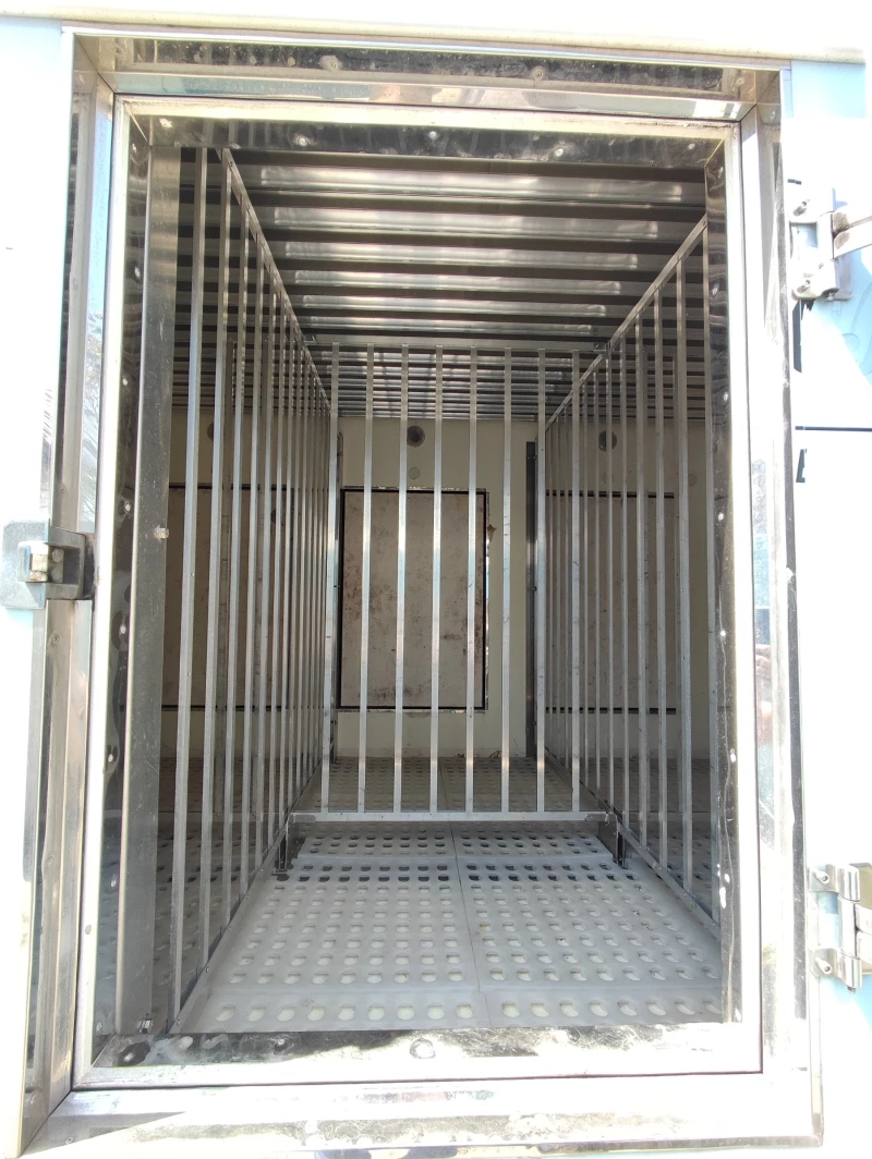 Mercedes-Benz Sprinter фризер, снимка 10 - Бусове и автобуси - 53597040