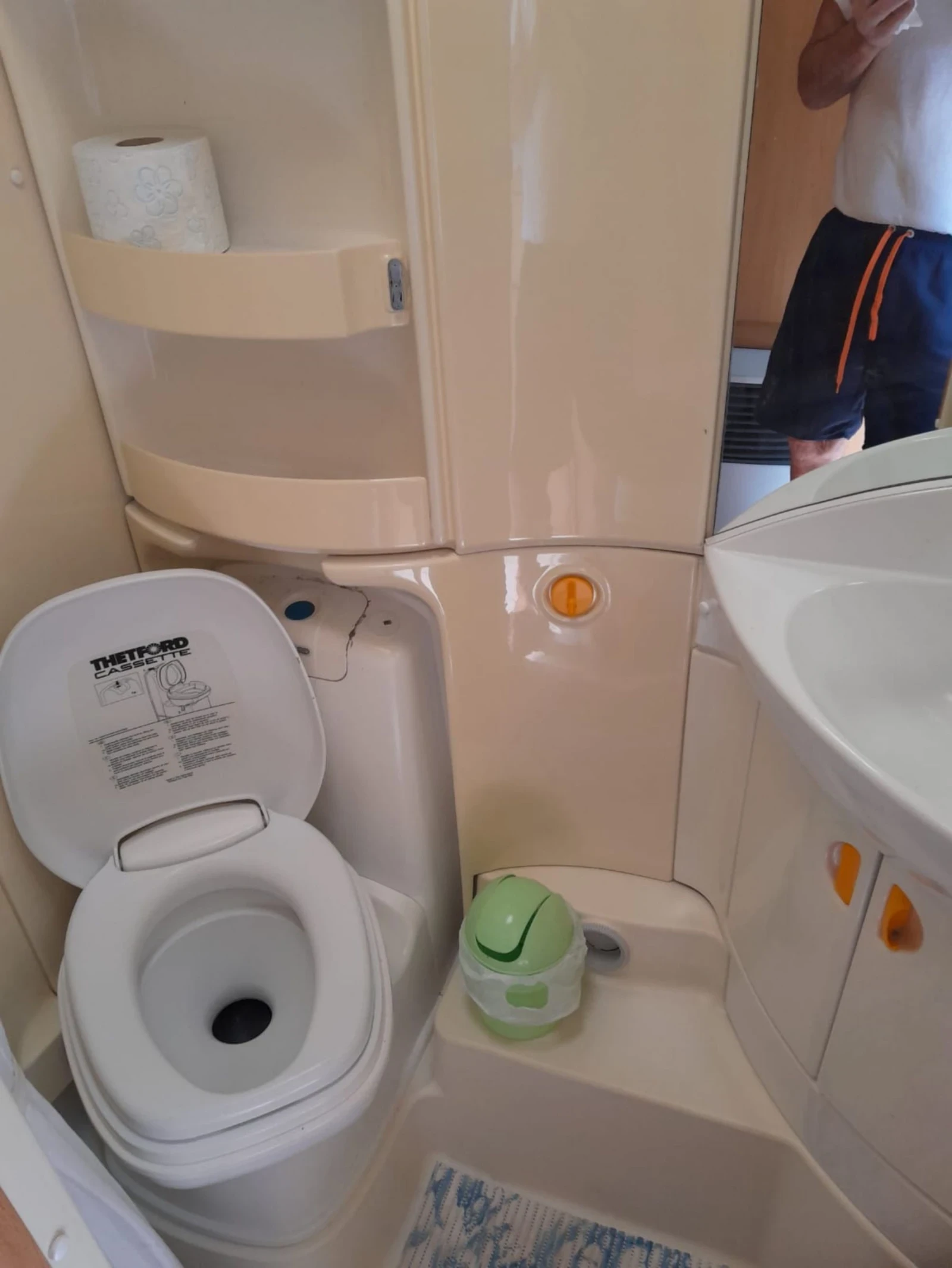 Каравана Knaus Sudwind 550 - изображение 7